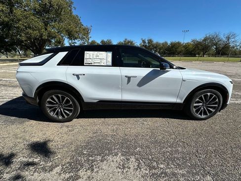 New 2026 Cadillac Lyriq Sport image 6