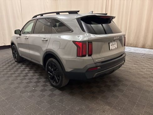 Certified 2023 Kia Sorento S w/ Panoramic Sunroof Package image 7