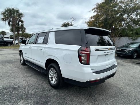 Used 2024 Chevrolet Suburban LT image 5