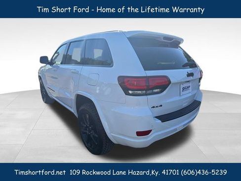 Used 2022 Jeep Grand Cherokee Laredo X AWD/4WD image 5