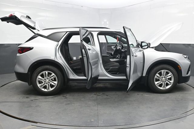 Used 2021 Chevrolet Blazer LT AWD/4WD image 46