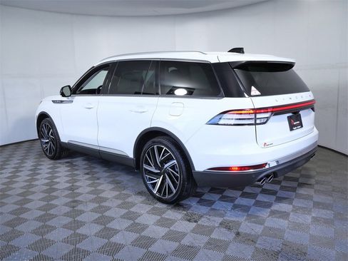 New 2025 Lincoln Aviator Reserve w/ Equipment Group 201A image 6