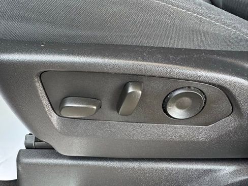 Used 2024 Chevrolet Silverado 1500 RST w/ Z71 Off-Road Package image 23