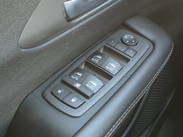 New 2026 Chrysler Voyager LX FWD image 29