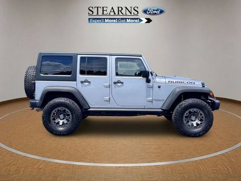 Used 2016 Jeep Wrangler Unlimited Rubicon AWD/4WD image 17