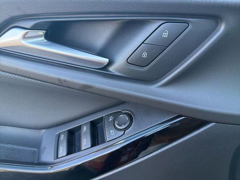 New 2026 Chevrolet Equinox LT image 27