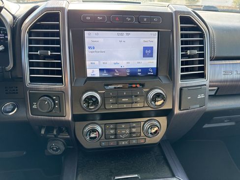 Used 2021 Ford F250 Limited image 16