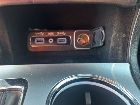 Used 2019 Jeep Grand Cherokee Laredo image 22