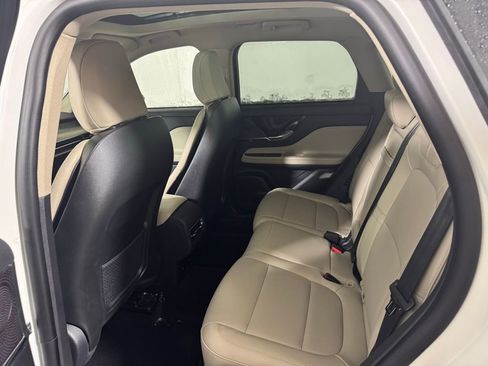 New 2026 Lincoln Corsair Premiere image 47