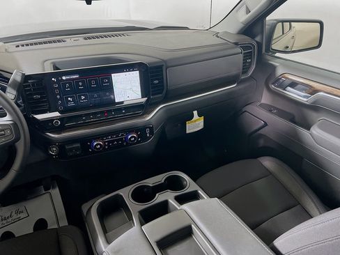 New 2026 GMC Sierra 1500 Elevation AWD/4WD image 17