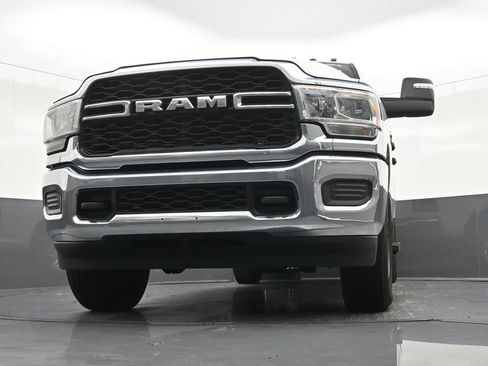 Used 2024 RAM 2500 Tradesman w/ Chrome Appearance Group AWD/4WD image 31