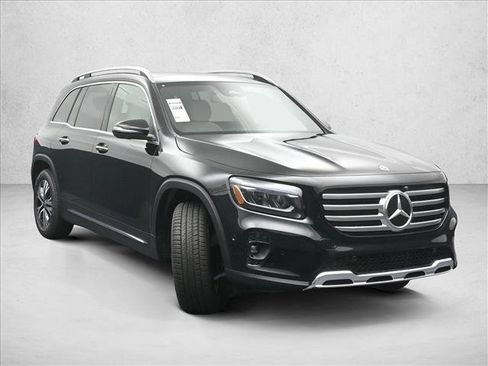 Certified 2025 Mercedes-Benz GLB 250 4MATIC image 4