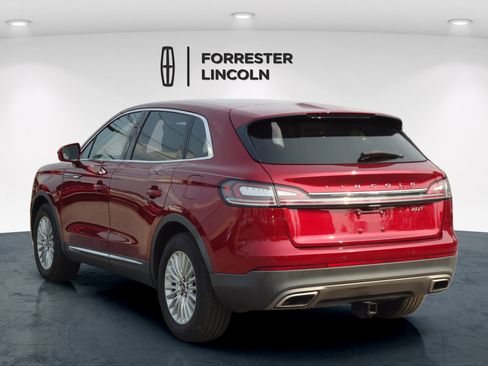Used 2019 Lincoln Nautilus FWD image 5