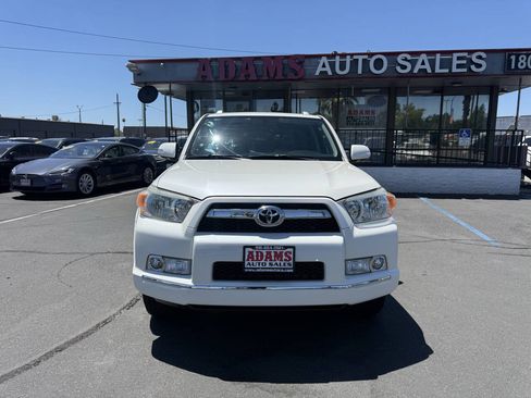 Used 2011 Toyota 4Runner SR5 w/ Convenience Pkg RWD image 7