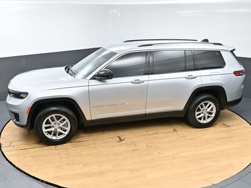 Used 2023 Jeep Grand Cherokee L Laredo image 50