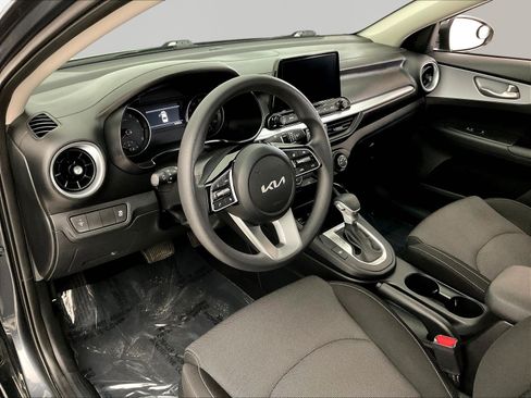 Used 2024 Kia Forte LX FWD image 17