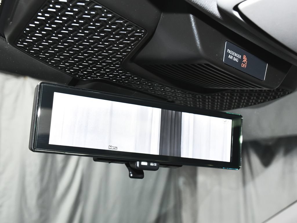 Used 2024 Nissan Ariya AWD image 34