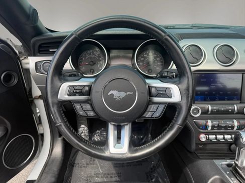 Used 2020 Ford Mustang Premium RWD image 20