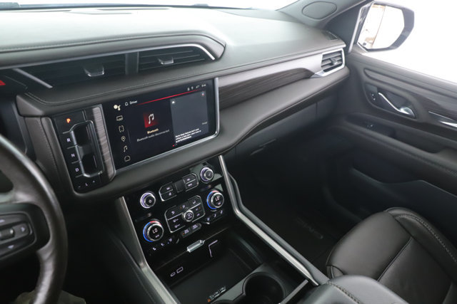 Used 2022 GMC Yukon XL Denali w/ Max Trailering Package AWD/4WD image 27