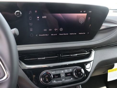 New 2026 Buick Envista Sport Touring w/ Convenience I Package FWD image 34