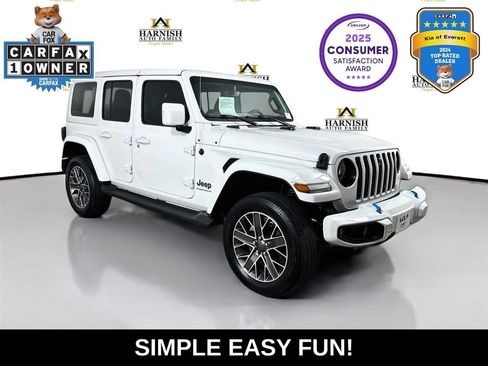 Used 2023 Jeep Wrangler Unlimited Sahara AWD/4WD image 1