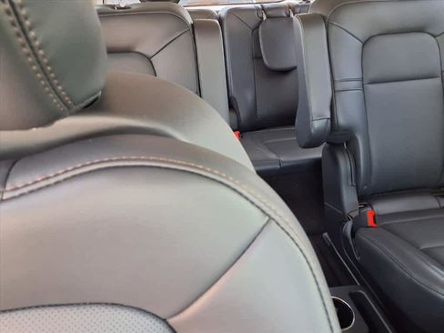 New 2025 Lincoln Aviator 2WD w/ Jet Appearance Package image 26