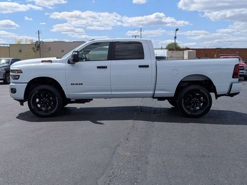 Used 2026 RAM 2500 Big Horn AWD/4WD image 4