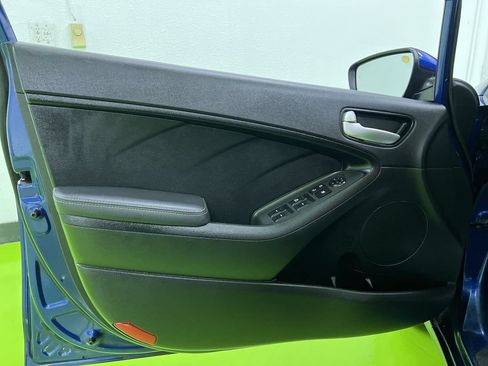 Used 2018 Kia Forte LX FWD image 15