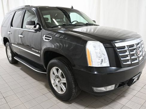 Used 2009 Cadillac Escalade AWD image 15
