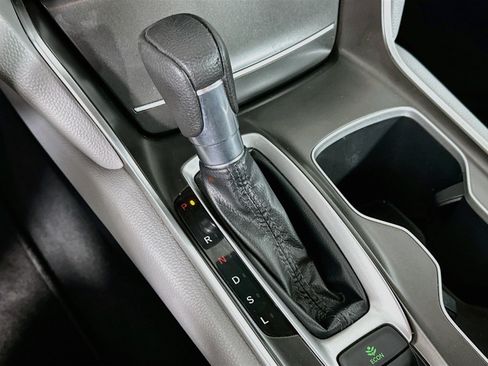 Used 2018 Honda Accord LX image 23