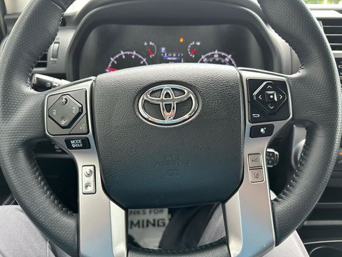 Used 2021 Toyota 4Runner SR5 Premium AWD/4WD image 9