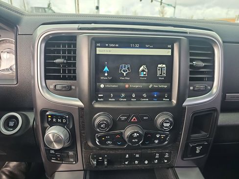 Used 2018 RAM 1500 Limited image 11