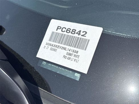 Used 2022 Chevrolet Equinox LT FWD image 31