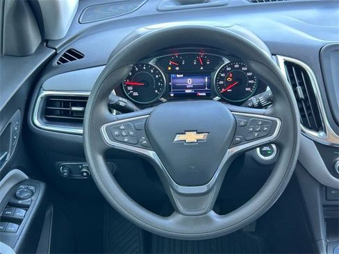 Used 2023 Chevrolet Equinox LT image 11