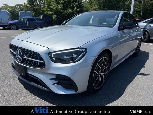 Certified 2022 Mercedes-Benz E 450 4MATIC Sedan image 4