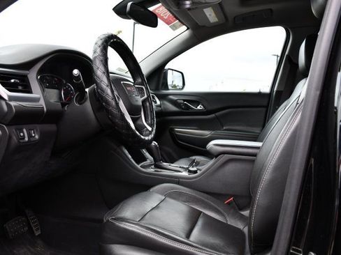 Used 2018 GMC Acadia SLT FWD image 16