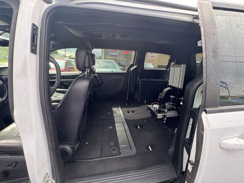 Used 2018 Dodge Grand Caravan GT FWD image 22