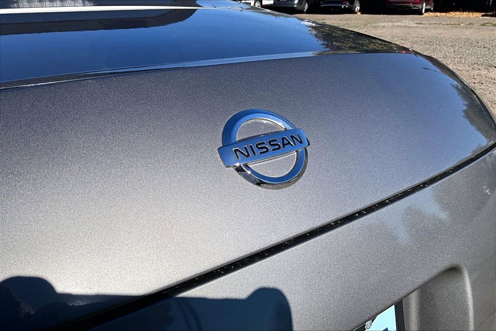 Used 2008 Nissan 350Z Grand Touring RWD image 11