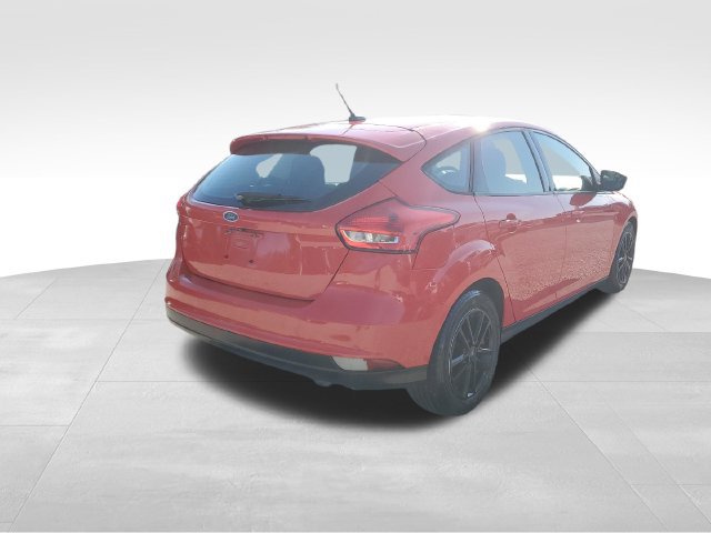 Used 2017 Ford Focus SE FWD image 4