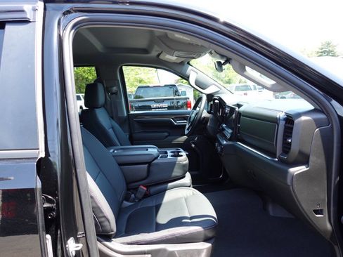 Used 2023 Chevrolet Silverado 1500 LT AWD/4WD image 34