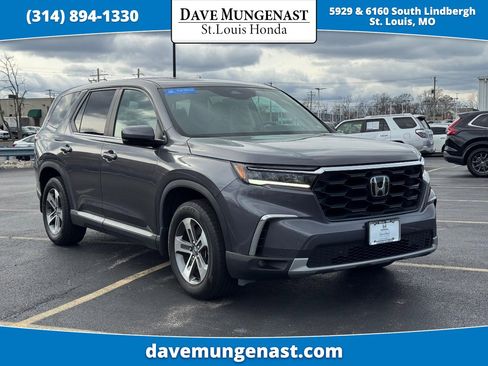 Certified 2025 Honda Pilot EX-L image 1