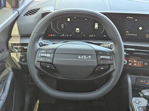 New 2026 Kia Sportage X-Line w/ X-Line Technology Package image 16