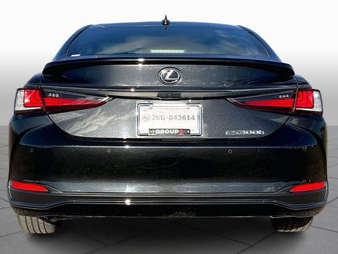 Used 2024 Lexus ES 300h F Sport w/ Accessory Package (Z1) image 5