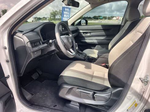 Certified 2025 Honda CR-V LX image 3
