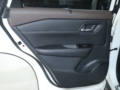 Certified 2023 Nissan Rogue SL w/ SL Premium Package AWD/4WD image 13