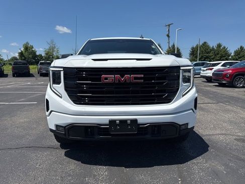 Used 2023 GMC Sierra 1500 Elevation image 8