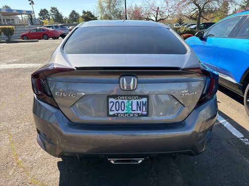 Used 2019 Honda Civic Sport image 5