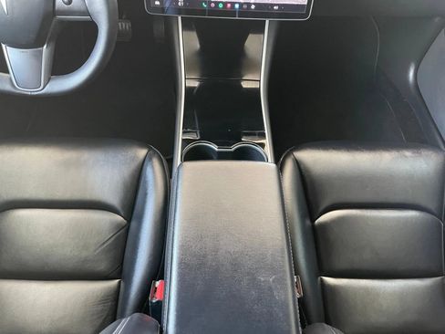 Used 2020 Tesla Model 3 Standard Range RWD image 38