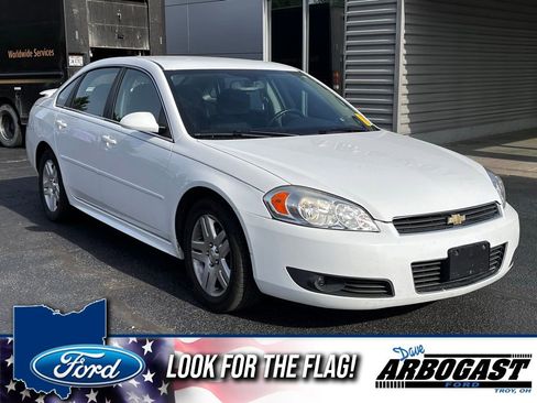 Used 2011 Chevrolet Impala LT FWD image 1