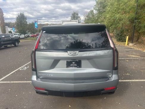 Certified 2023 Cadillac Escalade Sport w/ Touring Package image 10